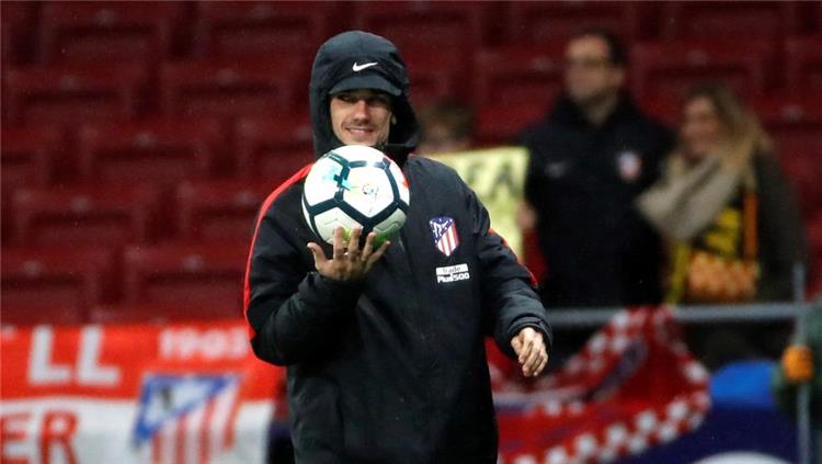 جريزمان يحصل على مباركة ميسي ونجوم برشلونة بعد نيمار