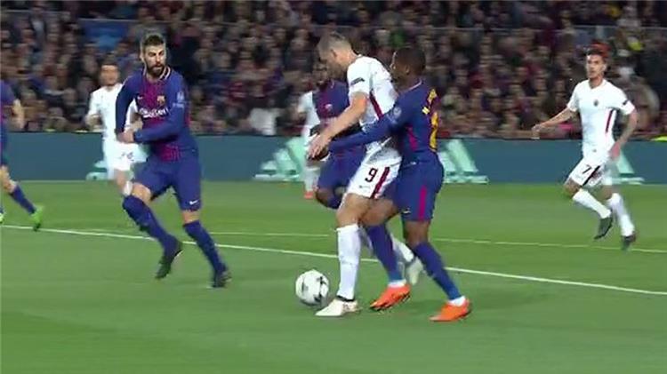 لحظة تدخل سيميدو على ديجكو