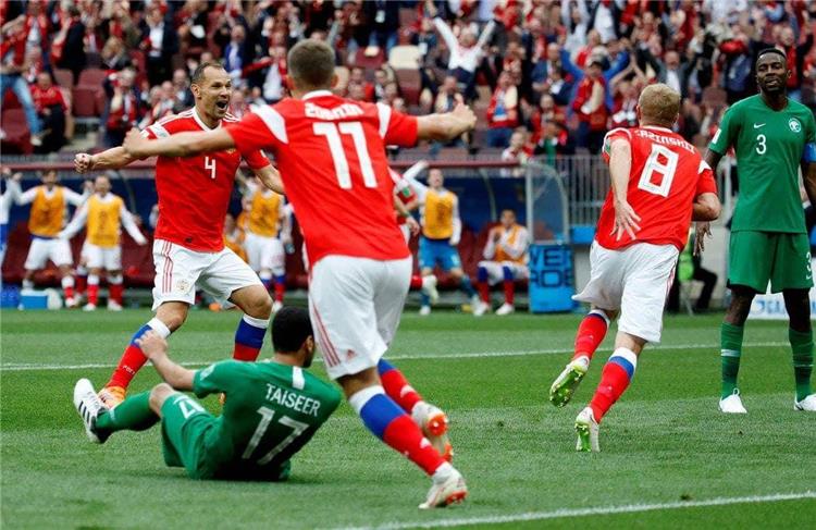 مباراة روسيا والسعودية افتتاح نهائي كاس العالم