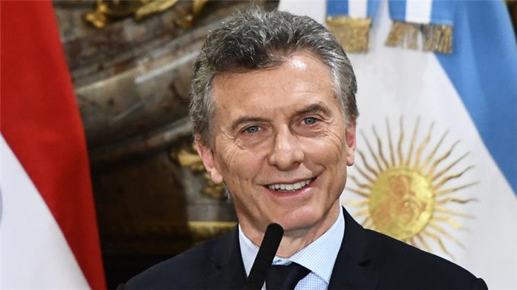 رئيس الأرجنتين يوجه رسالة لروخو بعد هدفه القاتل بشباك نيجيريا