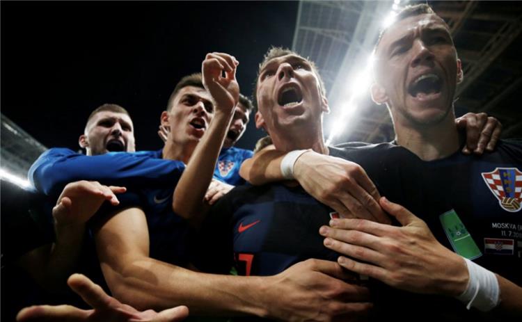 فيديو كرواتيا تتأهل لنهائي كاس العالم بعد هزيمة انجلترا 2 1