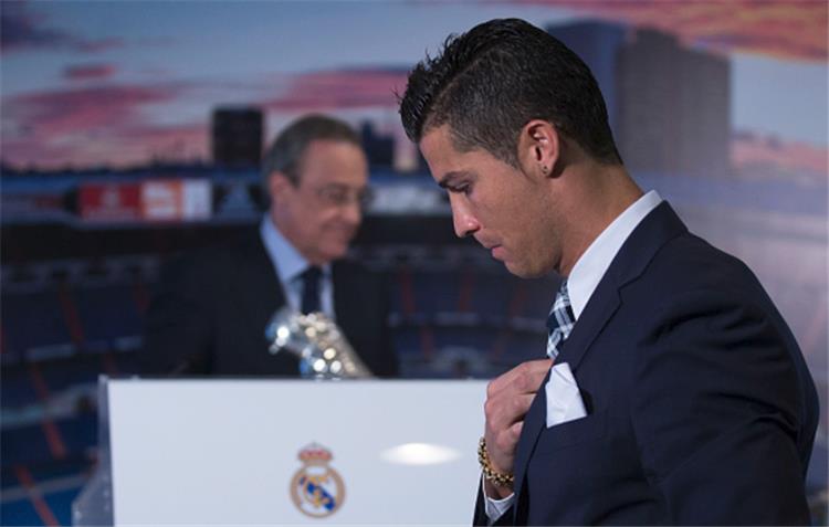 كريستيانو رونالدو يتجنب ريال مدريد وبيريز