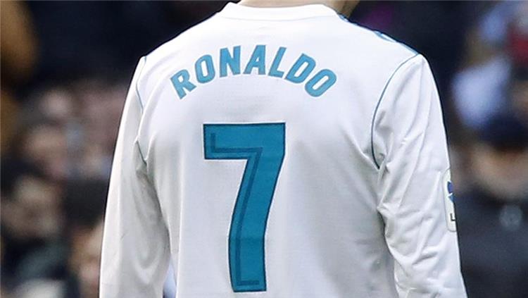 ماريانو دياز يرث قميص رونالدو في ريال مدريد