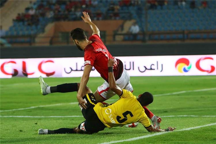 بالفيديو الإنتاج الحربي يعطل قطار الأهلي بتعادل سلبي في الدوري بطولات
