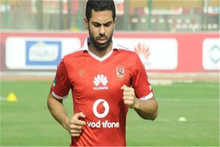 أحمد فتحي لاعب النادي الأهلي