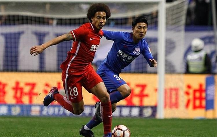 عقوبات إيقاف لاعب صيني 6 أشهر بعد دهس قدم فيتسل
