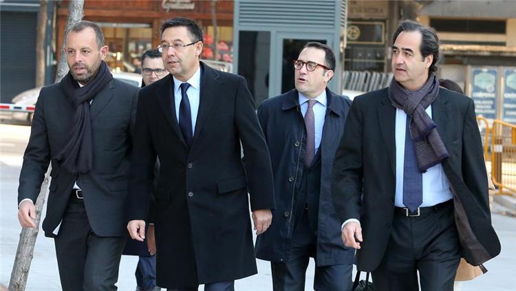 بارتوميو يعلق على إطلاق سراح رئيس برشلونة السابق