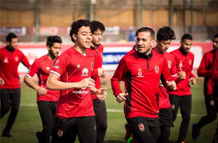 اخبار الاهلى تدريبات بدنية للاعبين و عبدالحفيظ يطمئن على المصابين