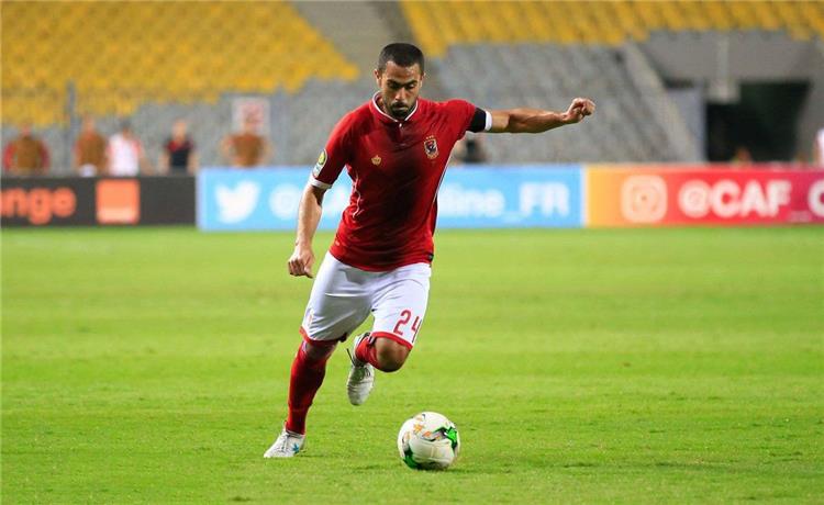 أحمد فتحي يختار أفضل لاعب في الأهلي - 