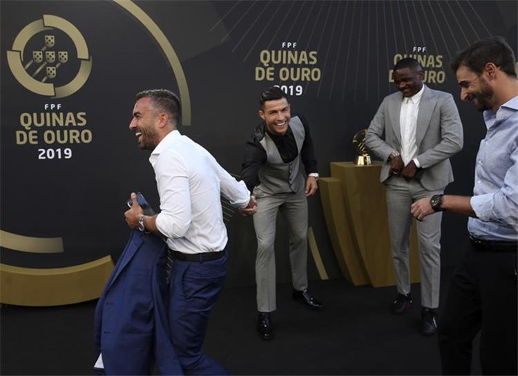 كريستيانو رونالدو في حفل الأفضل بالبرتغال 2019