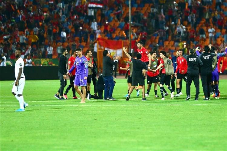 فرحة لاعبي منتخب مصر الأوليمبي بعد الفوز