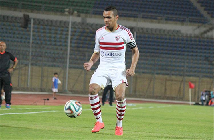 حازم إمام يظهر في الزمالك لبحث ملف العودة