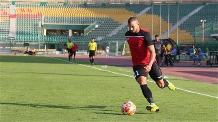 كريم طارق لاعب طلائع الجيش