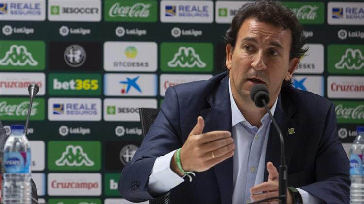 لوبيز كاتالان نائب رئيس ريال بيتيس