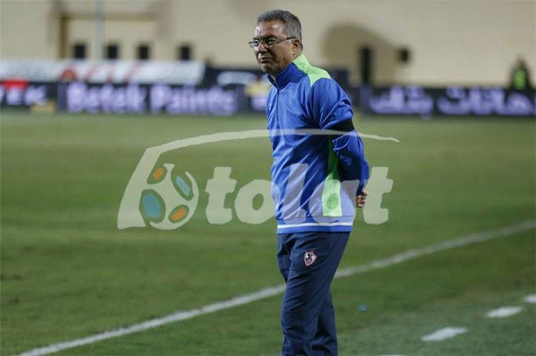 إيناسيو يعقد جلسات تحفيزية مع لاعبي الزمالك قبل مواجهة كابس