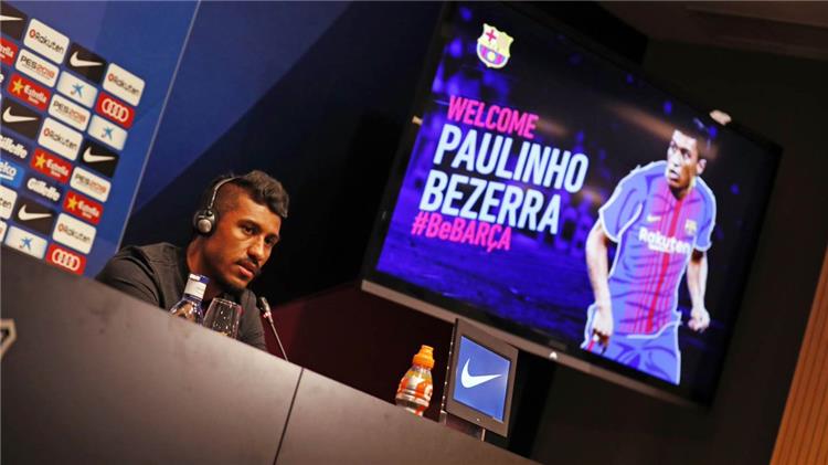 باولينيو يوجه رسائل واضحة في ظهوره الأول بقميص برشلونة