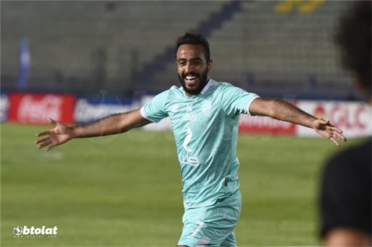 محمود كهربا لاعب الأهلي