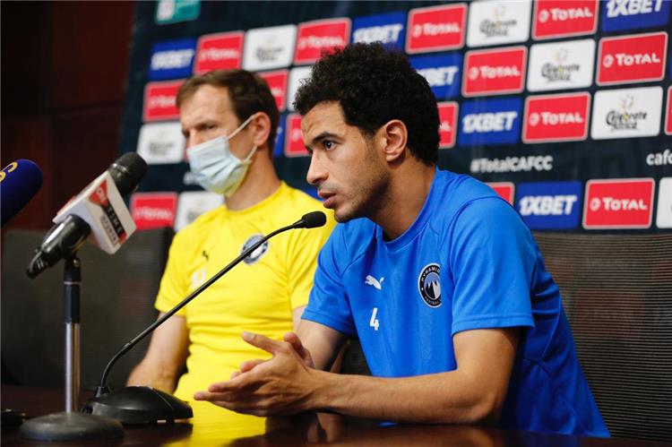 عمر جابر خلال المؤتمر الصحفي قبل مباراة بيراميدز ونامونجو