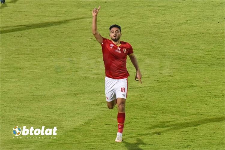 صلاح محسن لاعب الأهلي