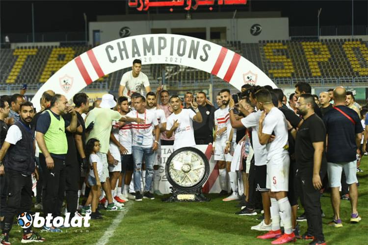 تتويج الزمالك بلقب الدوري