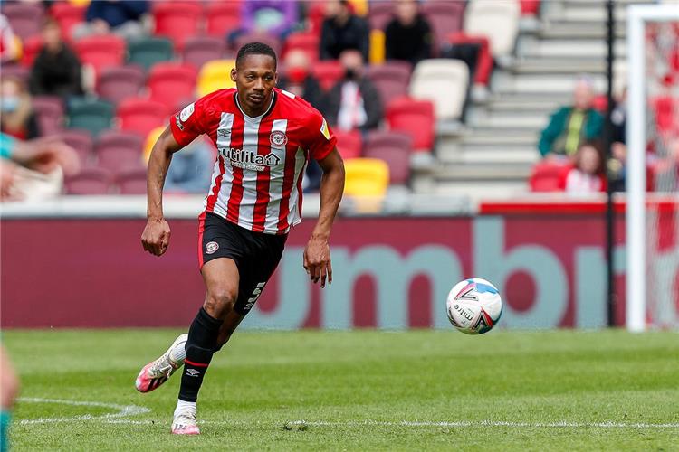 إيثان بينوك