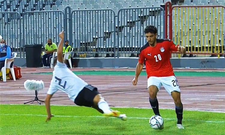 عمر مرموش في مباراة مصر وليبيا