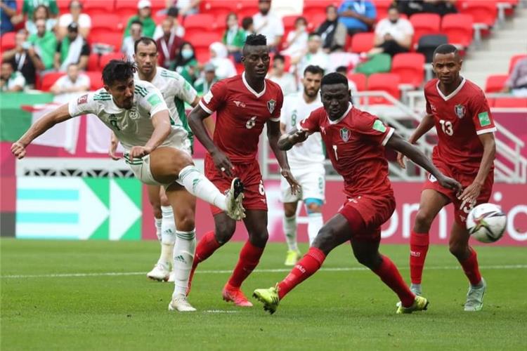 مباراة الجزائر والسودان في كأس العرب