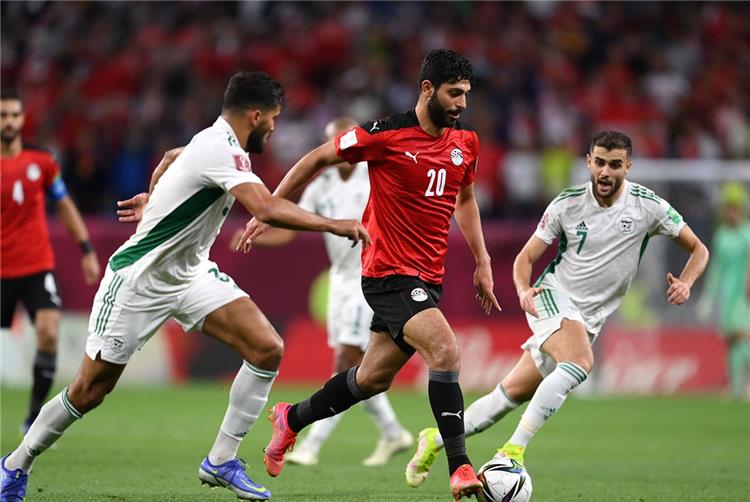 حسين فيصل في مباراة مصر والجزائر