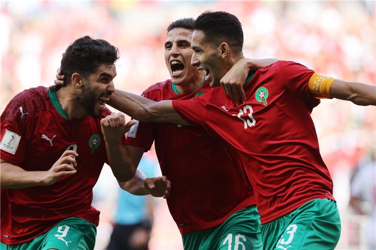 بدر بانون ووليد ازارو بقميص منتخب المغرب