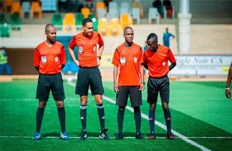 البوروندى باسيفيك ندابيهاوينيمانا حكم مباراة مصر وغينيا بيساو