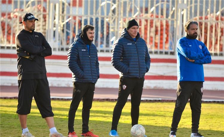 كارتيرون ومدحت عبد الهادي من مران الزمالك