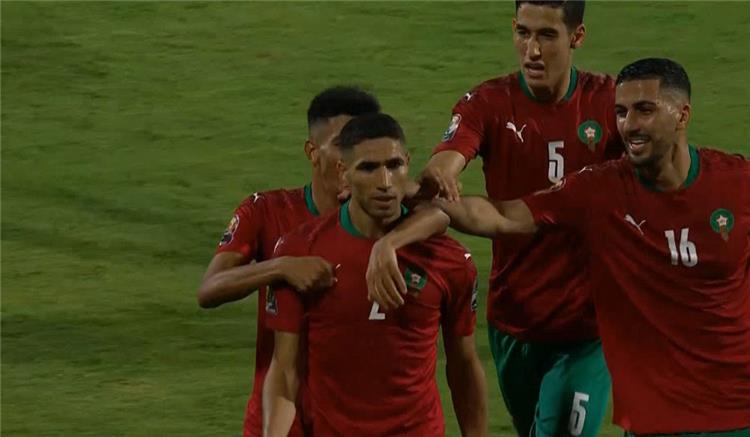 أشرف حكيمي لاعب المغرب