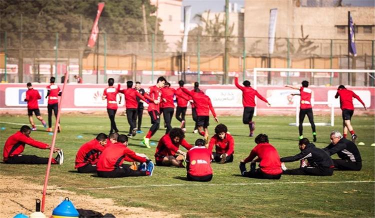 مران الأهلي غالي ي شارك في التقسيمة ووليد يكتفي بالاستشفاء والجيم