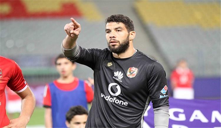 القمة 114 إكرامي في غرفة ملابس الزمالك من أجل عمر صلاح