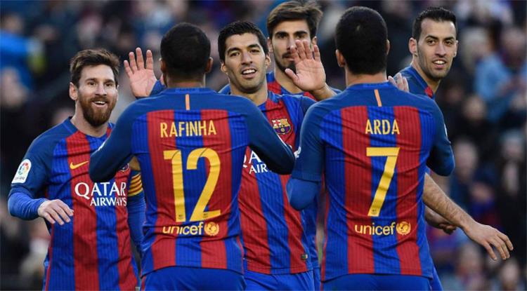 لاعب برشلونة مطلوب في الكالتشيو