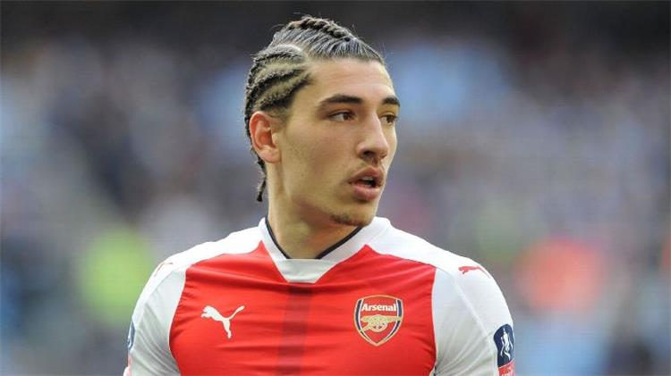 سوشيال_بطولات بيليرين يلمح إلى عدم حسم خطوة انتقاله إلى برشلونة