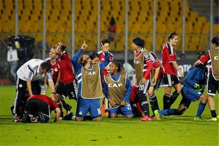 عيد عبدالملك نسعى لتحقيق إنجاز لكرة القدم النسائية