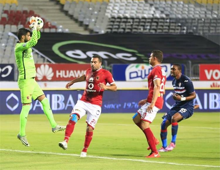 فيديو القمة 114 الأهلي يتفوق على الزمالك في الشوط الأول بهدف سليمان