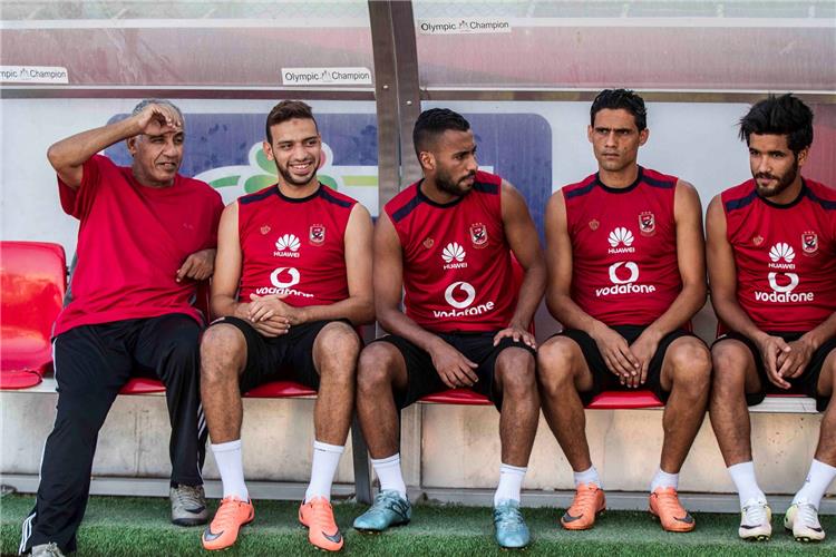 تقارير سعودية الرائد والفيصلي يطلبان لاعب الأهلي