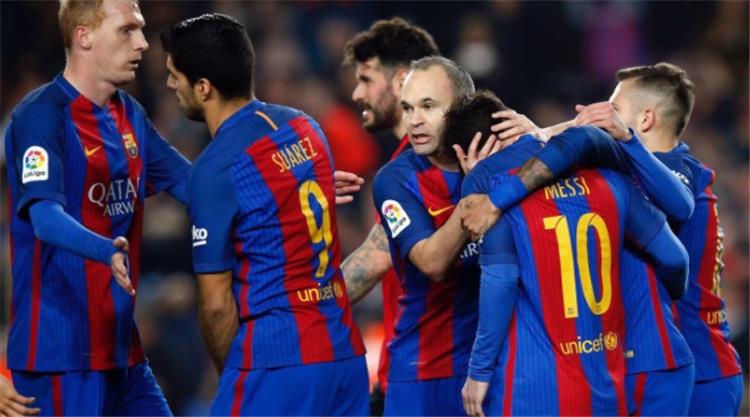 لاعب برشلونة يقترب من الدوري الإيطالي