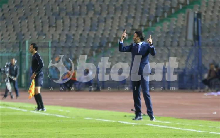 اعتراض وغضب من جهاز الزمالك تجاه حكم مباراة المقاصة