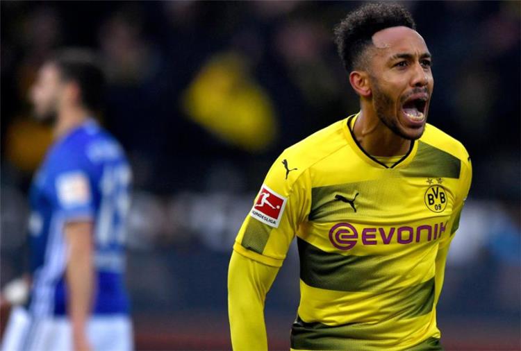 أوباميانج مطلوب في البريميرليج