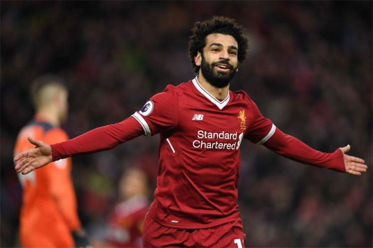 صنداي تايمز ترصد حياة محمد صلاح الإنسانية صانع السعادة