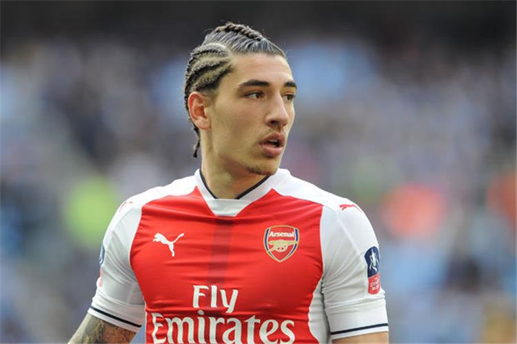 تقارير الميركاتو مسؤولو برشلونة في لندن بأمر ميسي لمحاولة ضم بيلرين