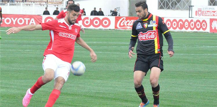 حمدي النقاز لاعب النجم الساحلي ومنتخب تونس