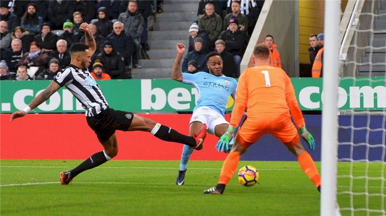 سترلينج يعلق على اقترابه من رقم محمد صلاح