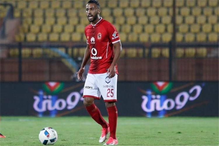 حسام عاشور لاعب الأهلي