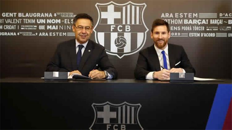 عقد ميسي مع برشلونة "منجم ذهب" لأسطورة الفريق