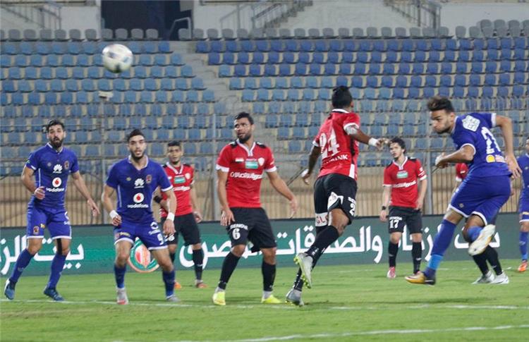 فيديو الأهلي يعبر الطلائع ويحلق في صدارة الدوري