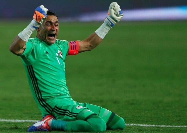 ناجي الحضري بطل قومي والأفضل في تاريخ إفريقيا